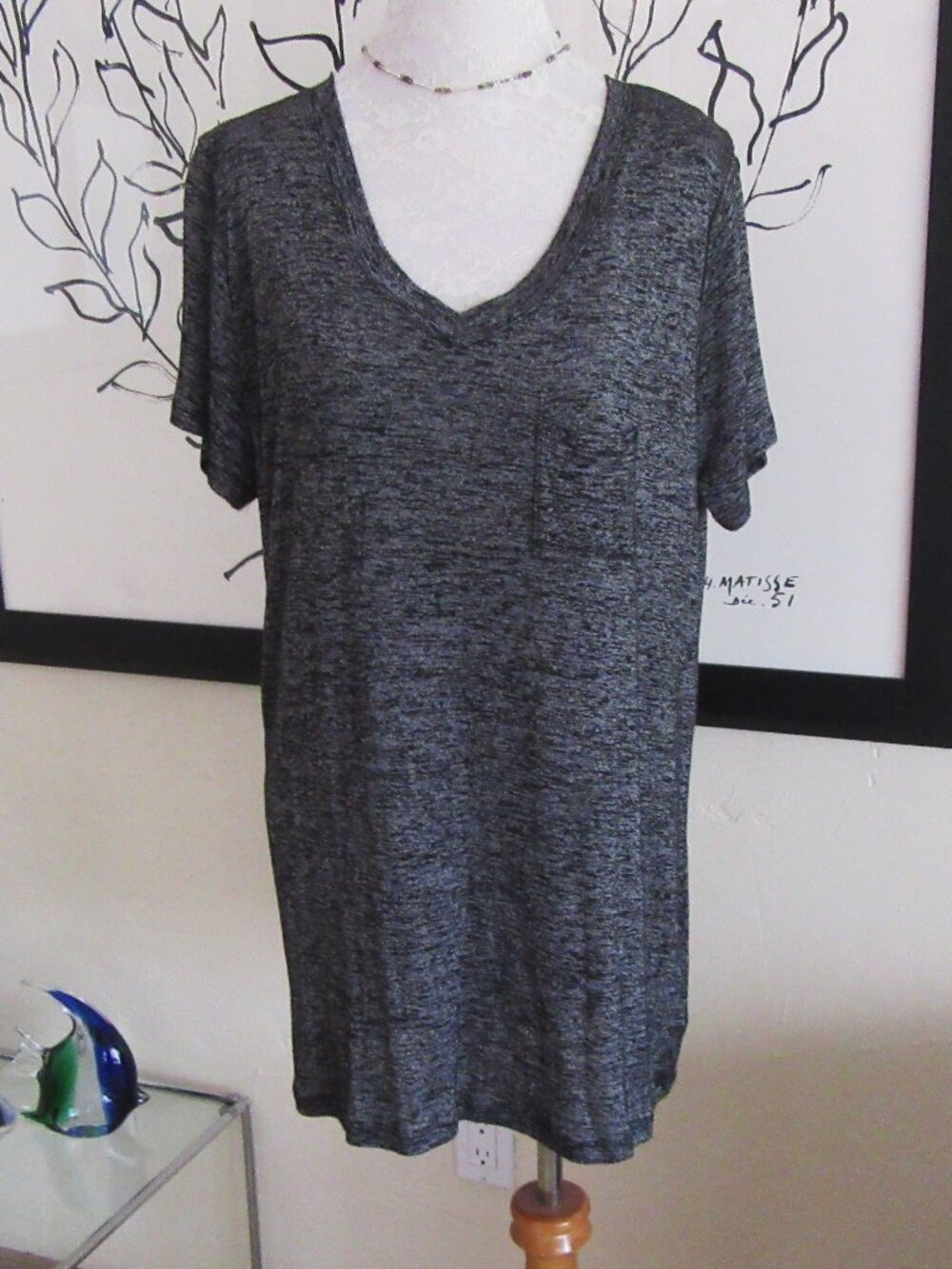Mossimo semi sheer black & gray tee shirt - XL - Rayon blend